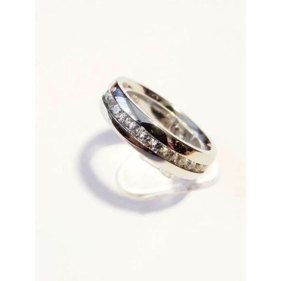 New stainless steel CZ ring‎ size 8 - Picture 3 of 5